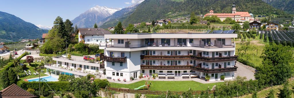 טירולו Hotel Garni Herz מראה חיצוני תמונה